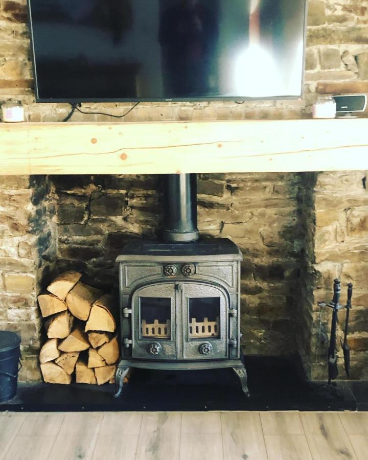 Clydach Cottages Llanelli Extérieur photo